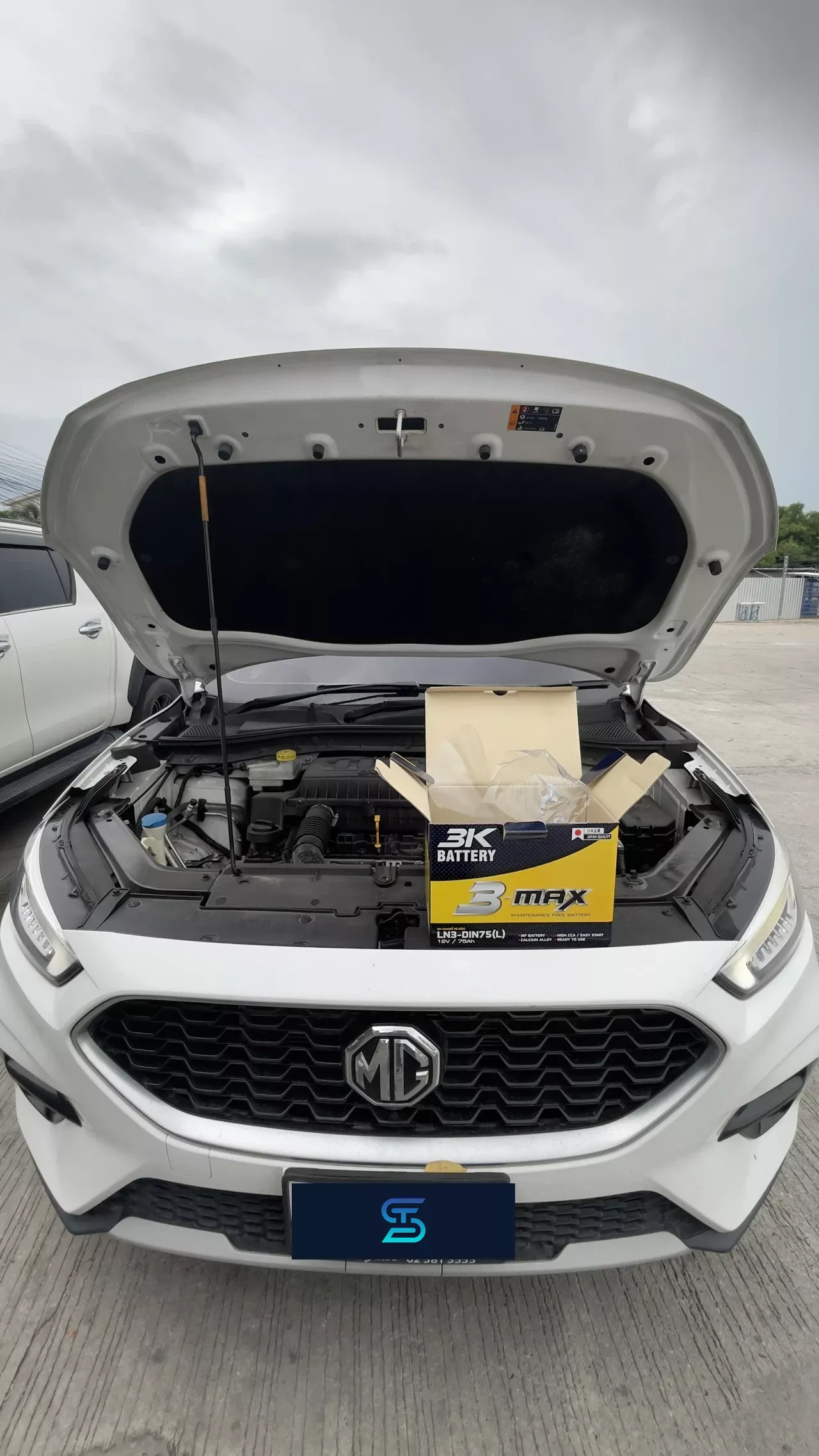 ติดตั้งแบตเตอรี่ 3K MAXLN3 MG ZS 1.5 (ปี 2020 - 2026) [Smart SUV - โฉมปัจจุบัน] (2020-2026) คาเฟ่อเมซอน สาขา ตลาดรัตนากร เอส.ที.แบตเตอรี่ ศรีราชา ชลบุรี